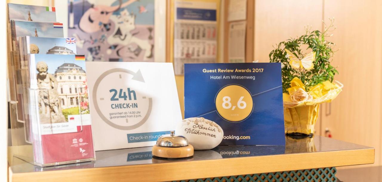 Hotel Am Wiesenweg L 24H Check-In Hausen  ภายนอก รูปภาพ